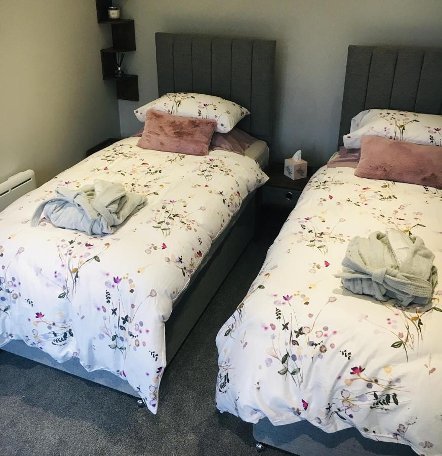 The Summerhouse, Countryside Retreat With Private Hot Tub Bridgnorth Bagian luar foto
